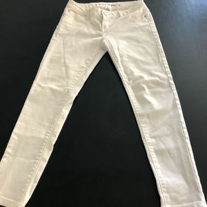 Creamy white cropped celebrity jeans size 3